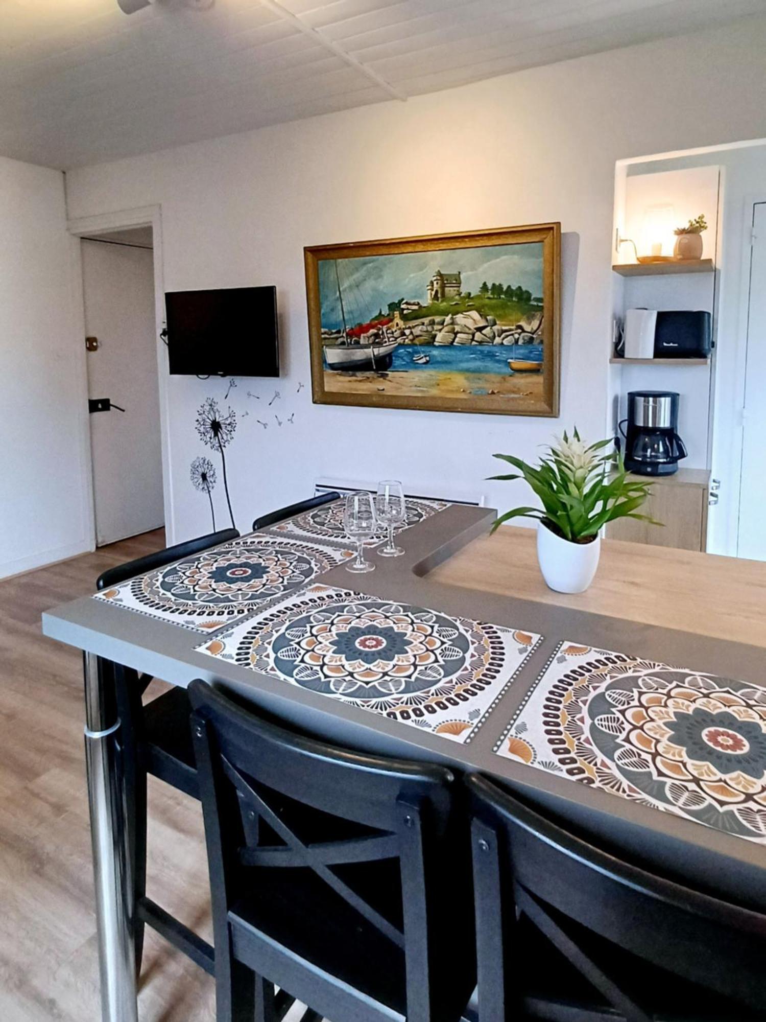 Appartement A Cote Du Port De Ploumanac'H Perros-Guirec Exteriér fotografie